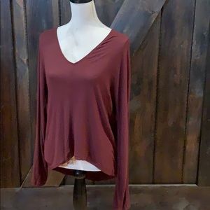 Wilfred vneck maroon long sleeve top
